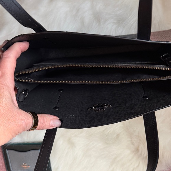 Coach handbag - Picture 7 of 12